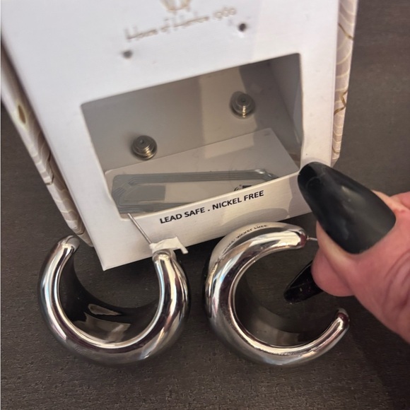 House of Harlow 1960 Silver Crescent Earrings - Picture 2 of 3